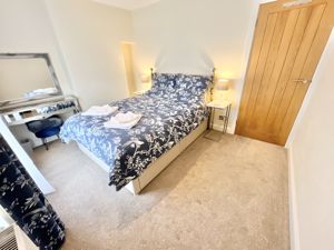 Photo 7- click for photo gallery